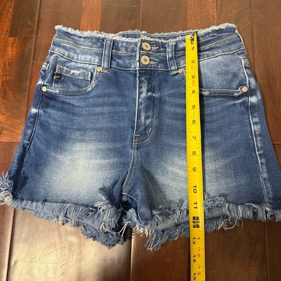 Kancan Jean Shorts Women’s Size Medium Distressed Fringe - Picture 5 of 7